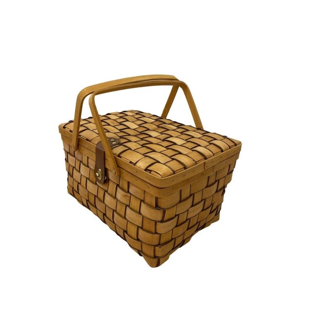 Mid 20th Century Vintage Picnic Woven Basket With Dining Set 4 plates, 4 cups, 4 glasses, 4 silverware, 4 napkins Good...