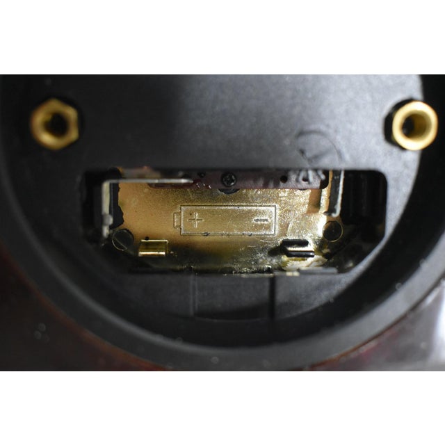 Vintage Mid Century Modern Balley Banks and Biddle Battery Operated Desk Clock For Sale - Image 9 of 13