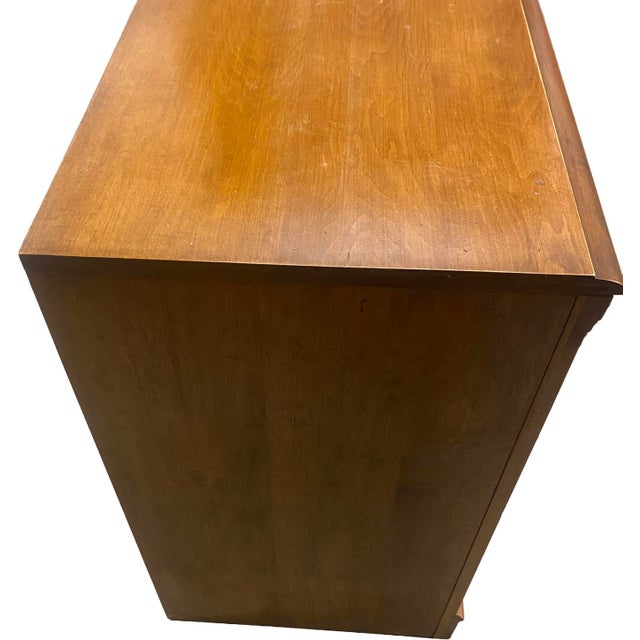 Brown Heywood-Wakefield Vintage 3-Drawer Chest For Sale - Image 8 of 9