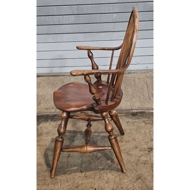 Mid 20th Century d.r. Dimes Childs Size Continuous Arm Windsor Chair Bench Made in New Hampshire For Sale In Cleveland - Image 6 of 7