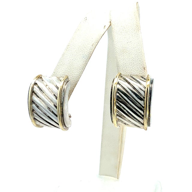 1990s Pair of David Yurman Cigar Earrings 14k Gold Silver Estate For Sale In New York - Image 6 of 9