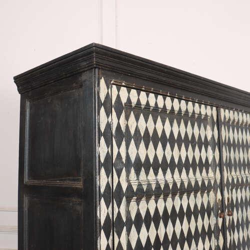 Early 19th Century English Harlequin Linen Cupboard For Sale - Image 5 of 18