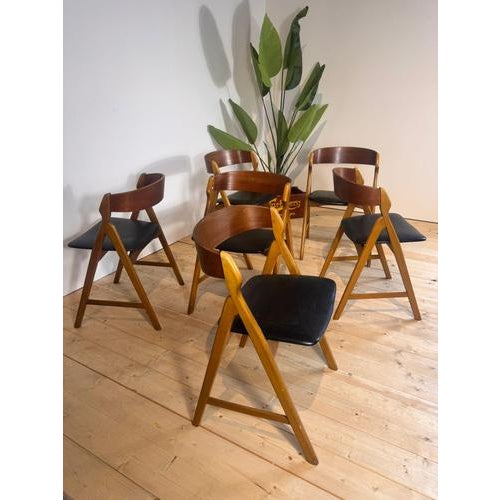 Set of 6 chairs by Henning Kjærnulf, 1960s
