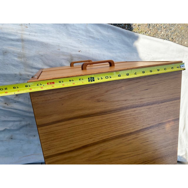 Mid-Century Danish Teak 2-Drawer Mobile File Cabinet by Jesper Furniture For Sale - Image 9 of 11