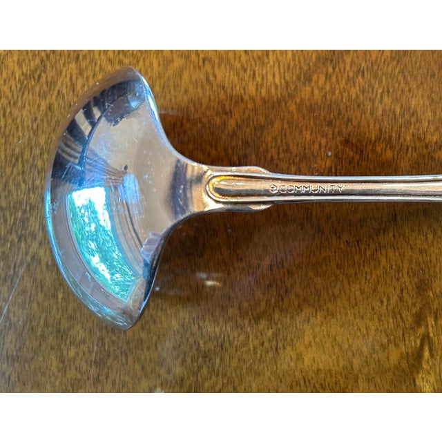 Traditional 1990s Traditional Oneida * Silver Shell Community Silver Plate Hostess Set - 4 Pieces For Sale - Image 3 of 3