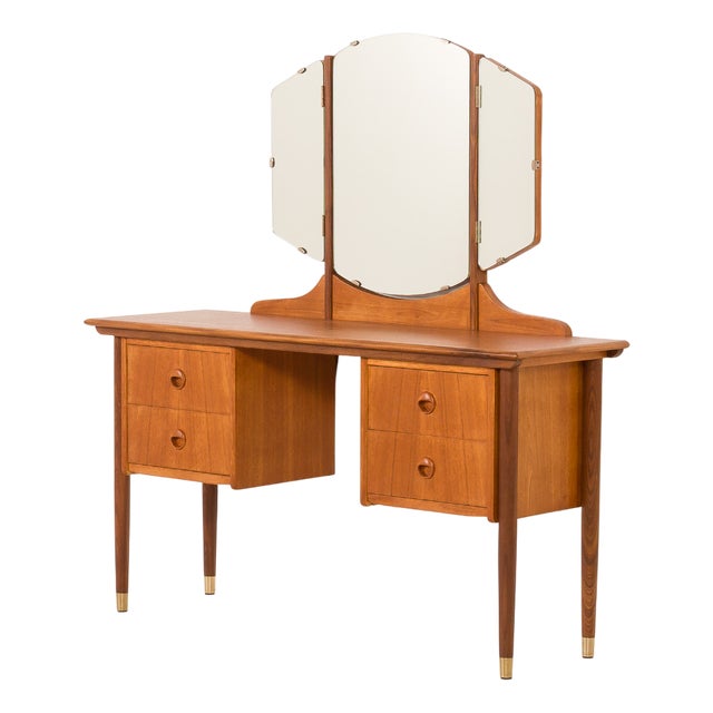 Mid-Century Modern Scandinavian Dressing Table with Adjustable Mirrors, 1960s For Sale
