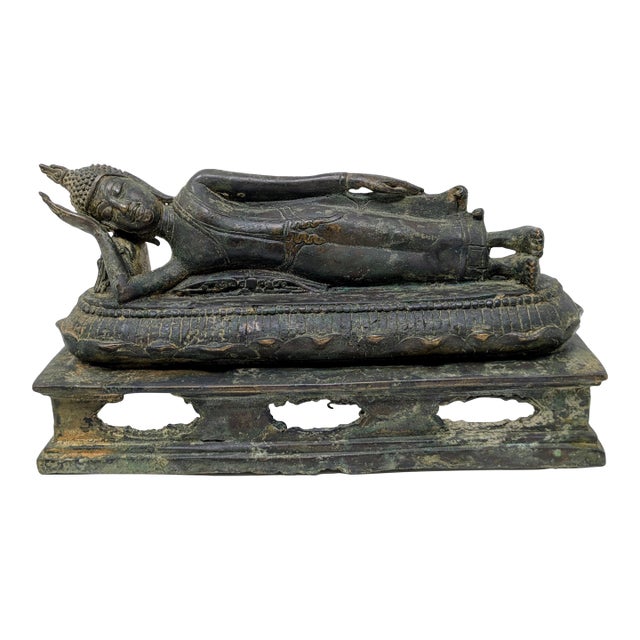 19th Century Thai Bronze Reclining Buddha Statue For Sale