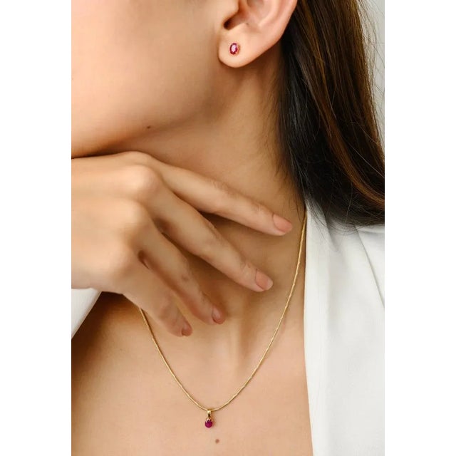 18k Yellow Gold Ruby Birthstone Jewelry Set for Women- 4 Pieces, Pendant, Ring, Earrings For Sale In New York - Image 6 of 17
