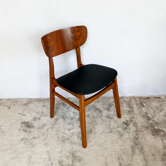 1960s Teak Veneered Dining Chairs with Black Upholstered Seats, 1960s, Set of 4 For Sale - Image 5 of 14