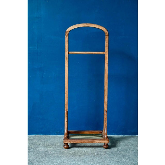 1930s Vintage Wood and Gilt Brass Valet Stand with Turned Legs, 1930s For Sale - Image 5 of 14