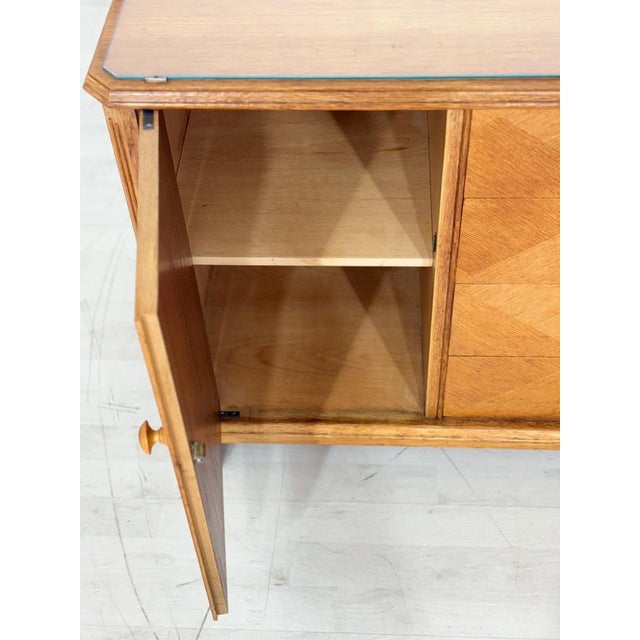 Vintage Chest of Drawers in Pine For Sale - Image 4 of 11