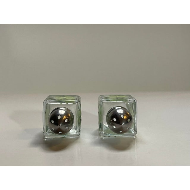 Late 20th Century Green Floral Salt and Pepper Shakers For Sale In Jacksonville, FL - Image 6 of 7