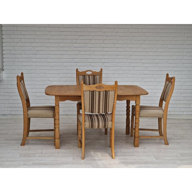 Danish Dinning Table and Chairs in Oak and Wool, 1970s, Set of 5 For Sale - Image 17 of 18