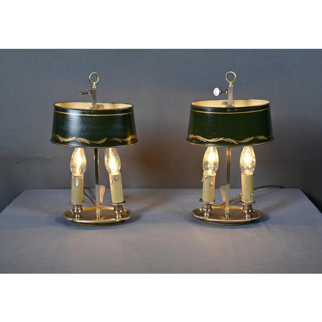 Traditional Antique Brass Bouillotte Lamps, 1890s, Set of 2 For Sale - Image 3 of 18