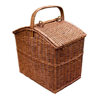 Amara Handmade Willow Rattan Picnic Basket For Sale