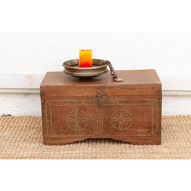 Brass Mid 20th Century British Colonial Teak Chest For Sale - Image 8 of 8