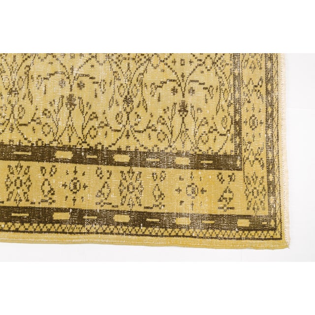 Mid 20th Century Oushak Faded Yellow Rug For Sale - Image 9 of 10