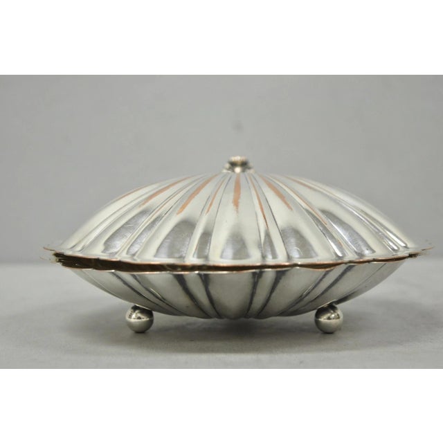 Vintage English Regency Silver Plated Clam Shell Table Butler Serving Dish For Sale - Image 9 of 17