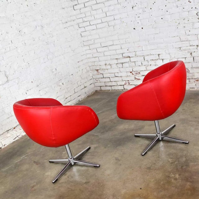 Late 20th Century MCM Swivel Bucket Chairs New Red Vinyl Faux Leather & Chrome X Base by Shelby Williams For Sale - Image 9 of 13