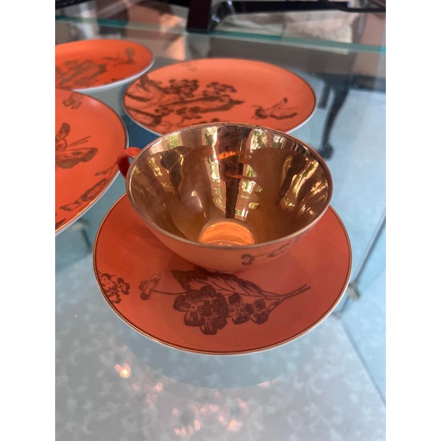 1960s 1960s Dorothy Thorpe California Persimmon Orange and Gold Dinnerware Set- 25 Pieces For Sale - Image 5 of 9