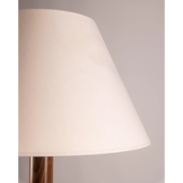 Basic Table Lamp by Santiago Roqueta for Santa & Cole, Spain, 1987 The Basic table lamp, designed by Santiago Roqueta in...