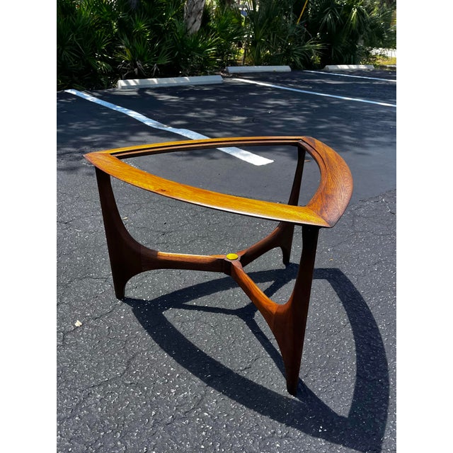Mid-century modern side table, no glass top inset included. Silhouette series by Lane Furniture. A mid-century favorite! A...