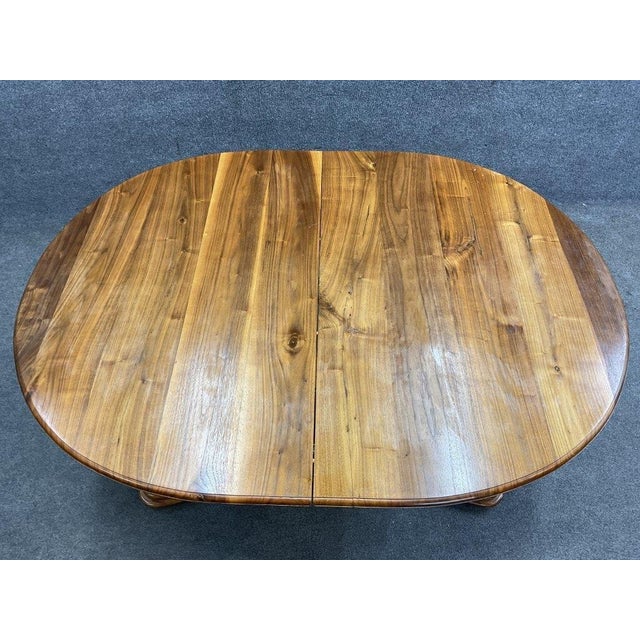 Mid-Century Walnut Pedestal Dining Table | Extendable Oval Table For Sale - Image 4 of 6
