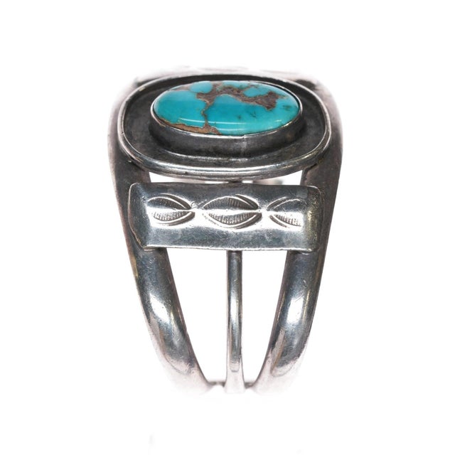 6" 50's-60's Navajo sterling cuff bracelet with turquoise For Sale - Image 4 of 10