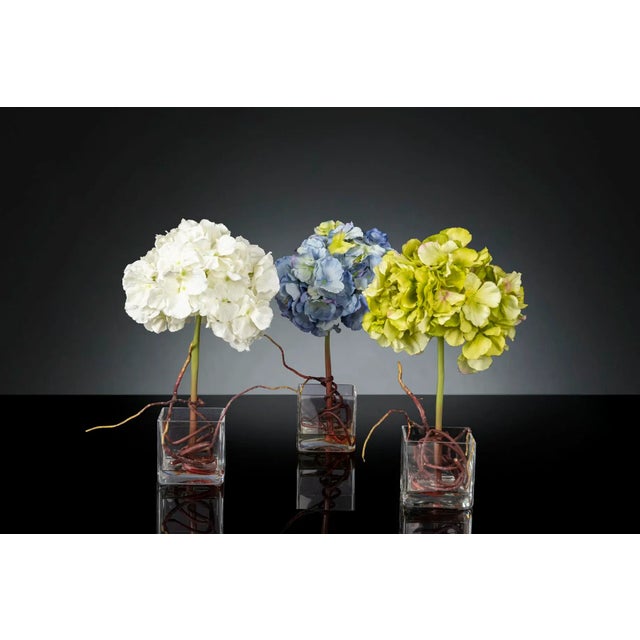 Italian Eternity Cubo Hydrangea Set Arrangement Composition from VGnewtrend For Sale - Image 4 of 5
