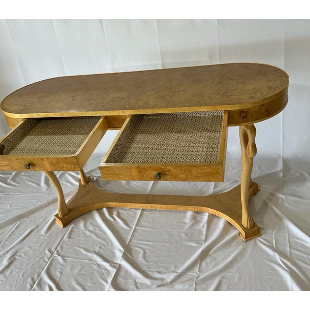 1980s Italian Hollywood Regency Oyster Burl Kidney Console Table With Carved Swans For Sale - Image 9 of 12