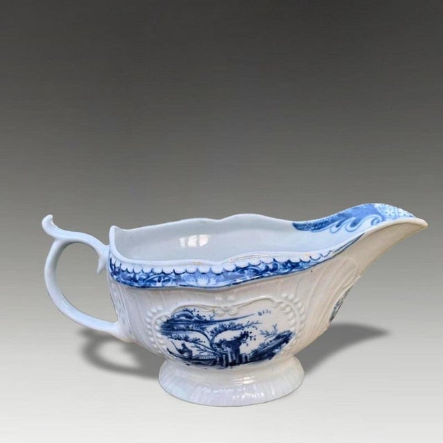 Antique First Period Porcelain Sauce Boat from Dr Wall Worcester, 1760 For Sale - Image 3 of 11