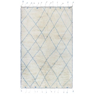 Geometric Modern Diamond Soft Beige Rug "Sky Diamond" by Doris Leslie Blau For Sale
