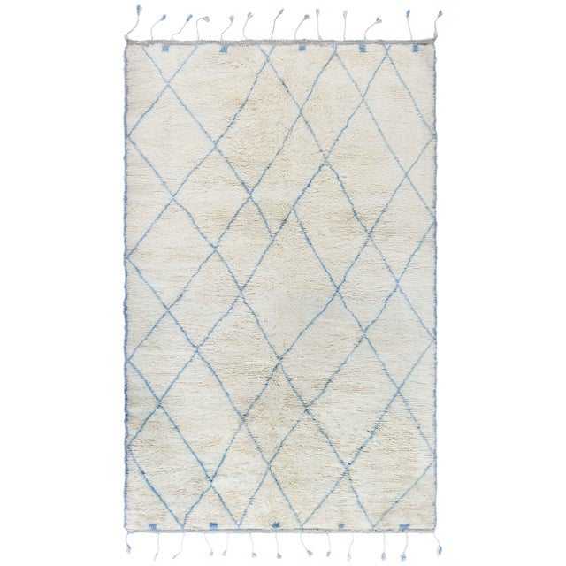 Geometric Modern Diamond Soft Beige Rug "Sky Diamond" by Doris Leslie Blau For Sale