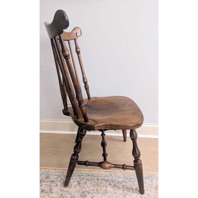 1960s Vintage Temple Stuart Maple Brace Back Windsor Chair Fiddleback For Sale - Image 5 of 9