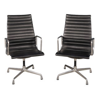 20th Century EA117 Chairs in Black Leather by Charles & Ray Eames for Vitra, 1950s, Set of 2 For Sale