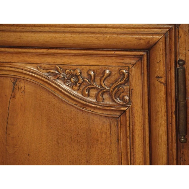 Wood 18th Century Walnut Buffet De Chasse From Lyon, France For Sale - Image 7 of 13