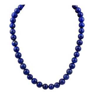 Vintage Lapis Lazuli Single Strand Necklace with 14 Karat Yellow Gold Lobster For Sale