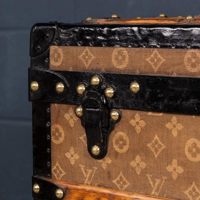Antique French Malle Haute Trunk in Woven Canvas from Louis Vuitton, 1900 For Sale - Image 14 of 18