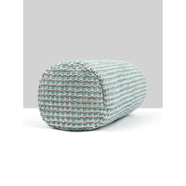 Performance fabric never looked chicer with our Heatherton woven. Featuring 14 fashionable colorways in recycled acrylic...