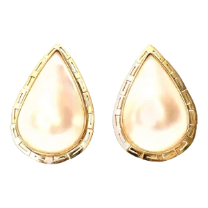 Vintage Mabe Pearl and 14 Karat Yellow Gold Pierced Lever Back Teardrop Earrings - 2 Pieces