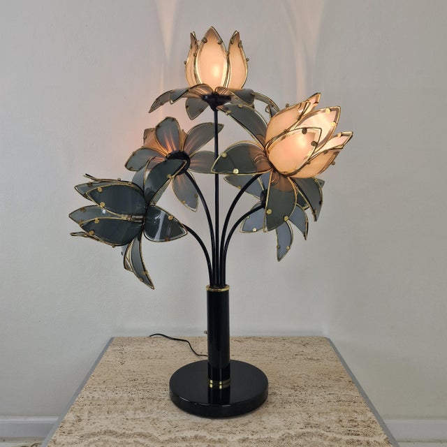 Hollywood Regency Five-Light Lotus Flower Table Lamp in Smoked Glass, 1980s For Sale - Image 9 of 18