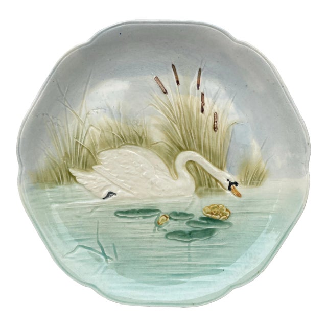 19th Century Majolica Swan Plate Choisy Le Roi For Sale
