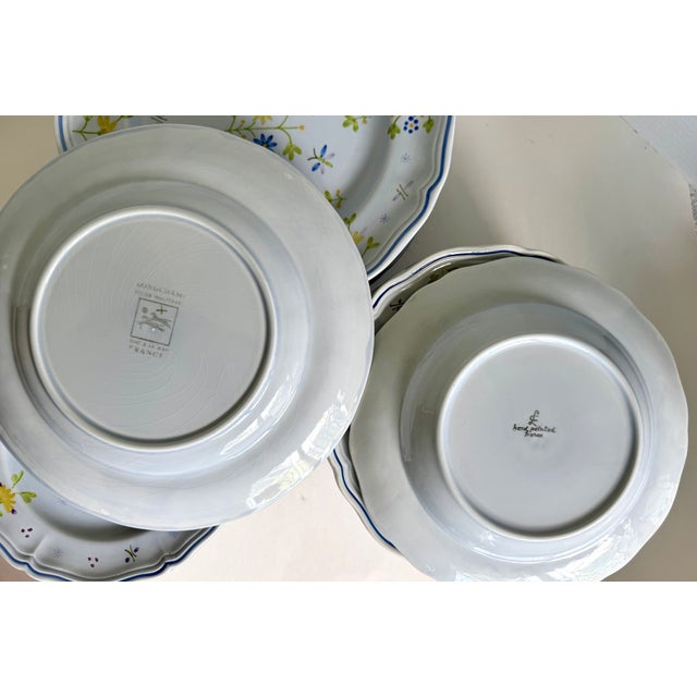 1970 Longchamp Printemps French Faience Dinnerware Service - 82 Pieces For Sale - Image 13 of 18
