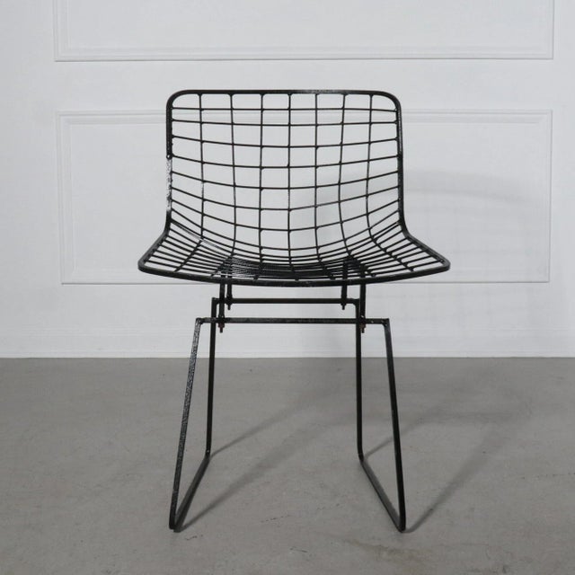 Mid-Century Modern Black & White Wire Side Chairs after Bertoia for Knoll - Set of 8 For Sale - Image 3 of 12