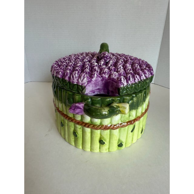 Vintage Majolica Ceramic Asparagus Bundle Soup Tureen For Sale In Los Angeles - Image 6 of 10