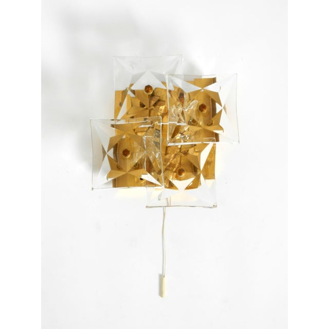 Mid-Century Modern Kinkeldey Crystal Glass and Brass Wall Lamp in Mint, 1960s For Sale - Image 3 of 18