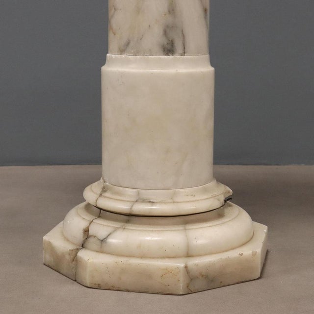 Column in Turned Alabaster For Sale - Image 6 of 9