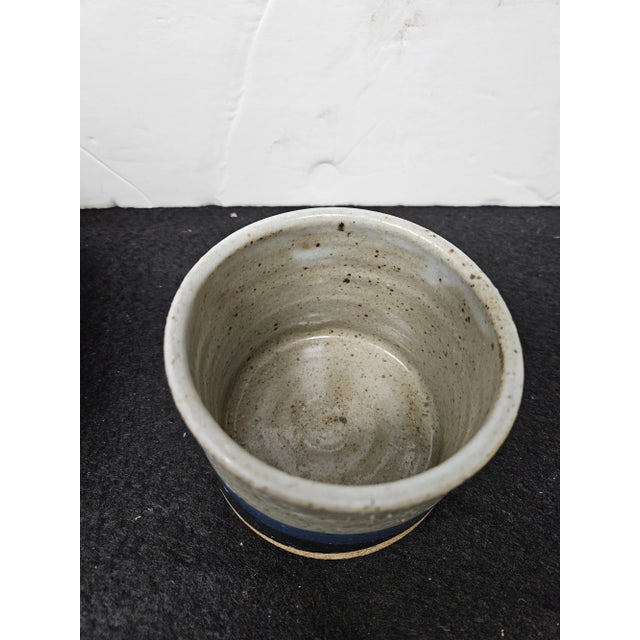 Mid-Century Modern Mid Century Studio Pottery Covered Sugar by Master Potter Byron Temple For Sale - Image 3 of 4