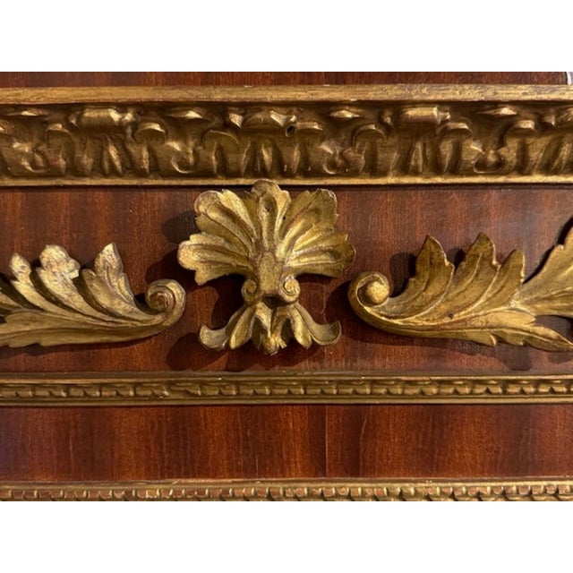 19th Century 19th Century English Carved and Giltwood Mirror For Sale - Image 5 of 6