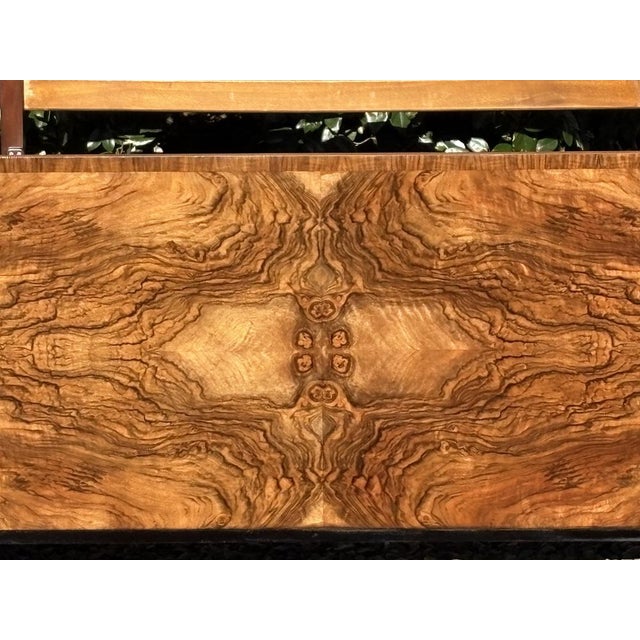 Art Deco Double Bed in Figured Walnut, 1930s For Sale - Image 12 of 14